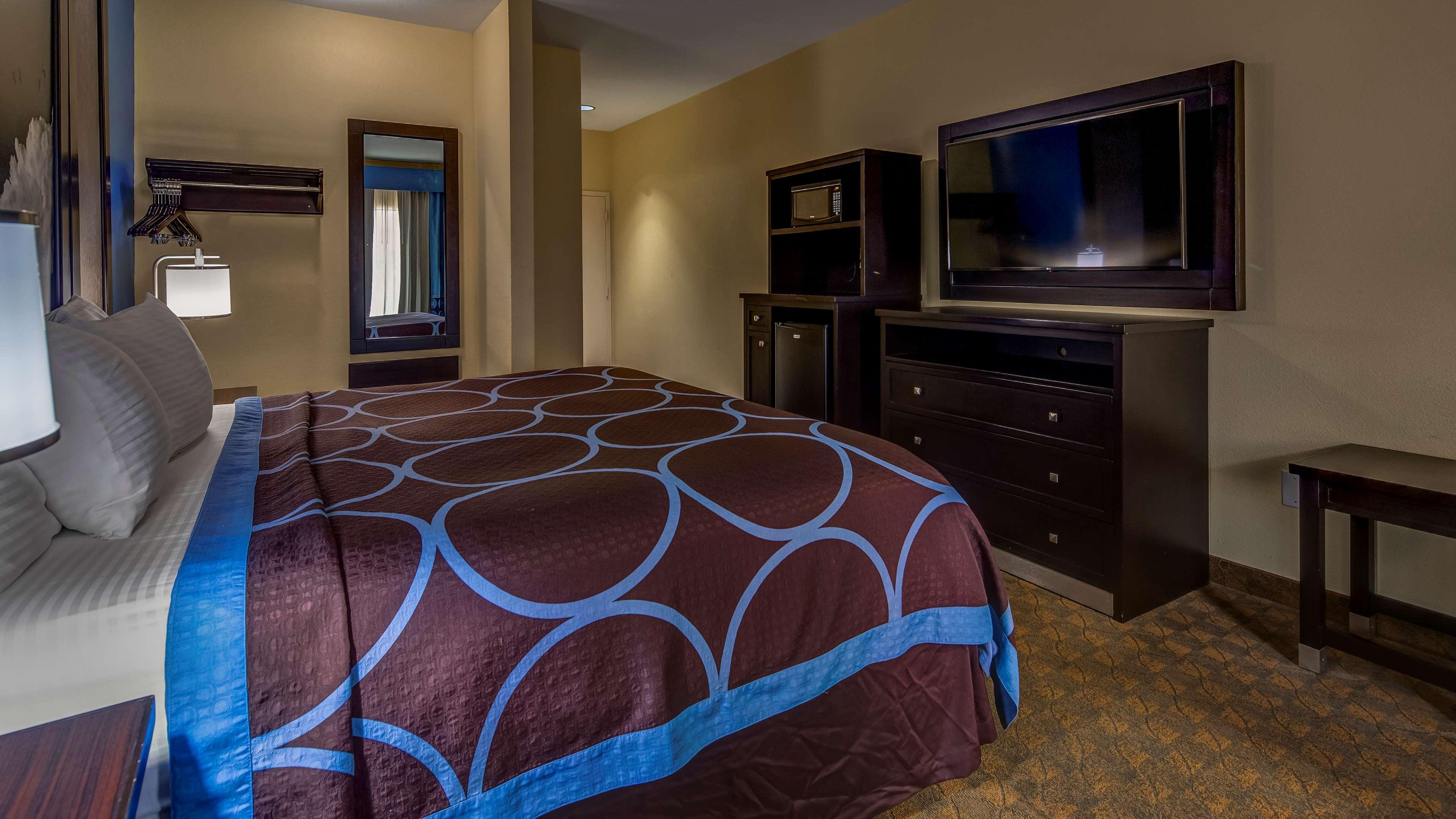 Surestay By Western 3*