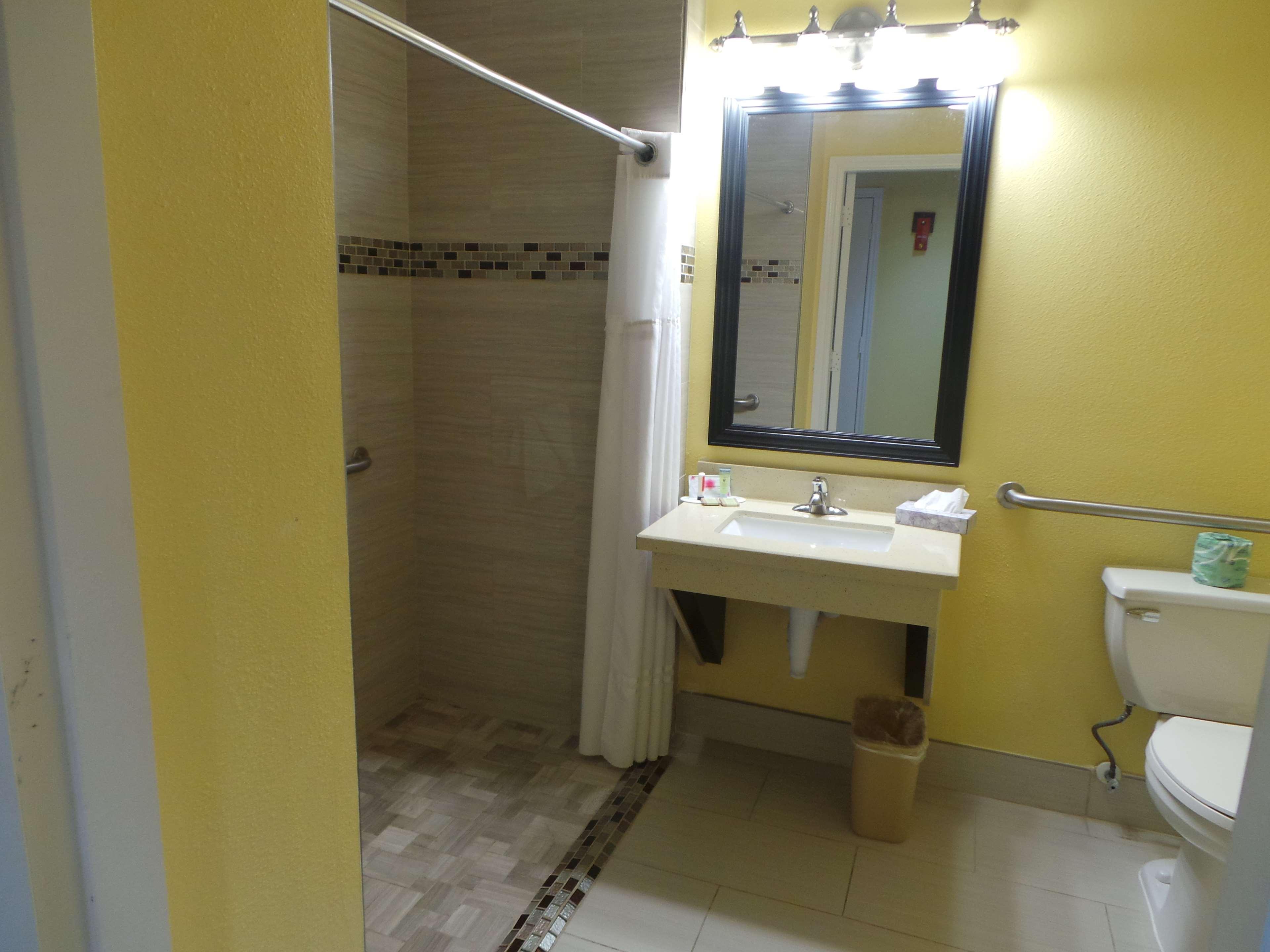 Surestay By Western Hotel 3*