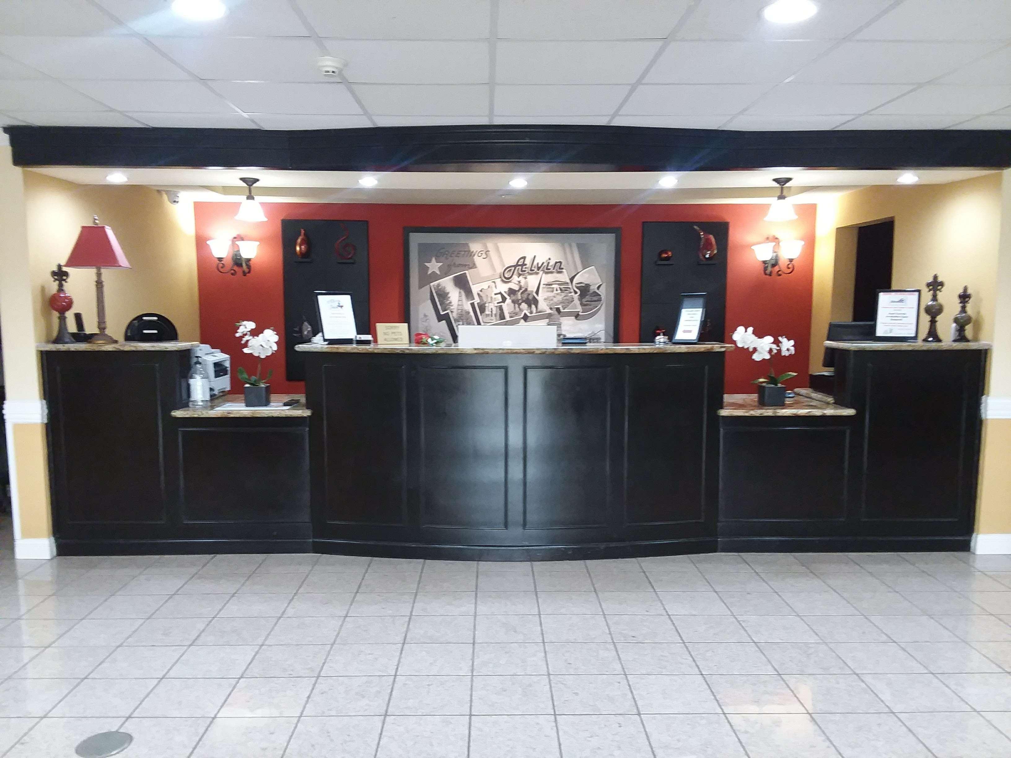 Surestay By Western Hotel