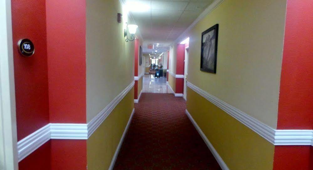Hotel Surestay By Western 3*