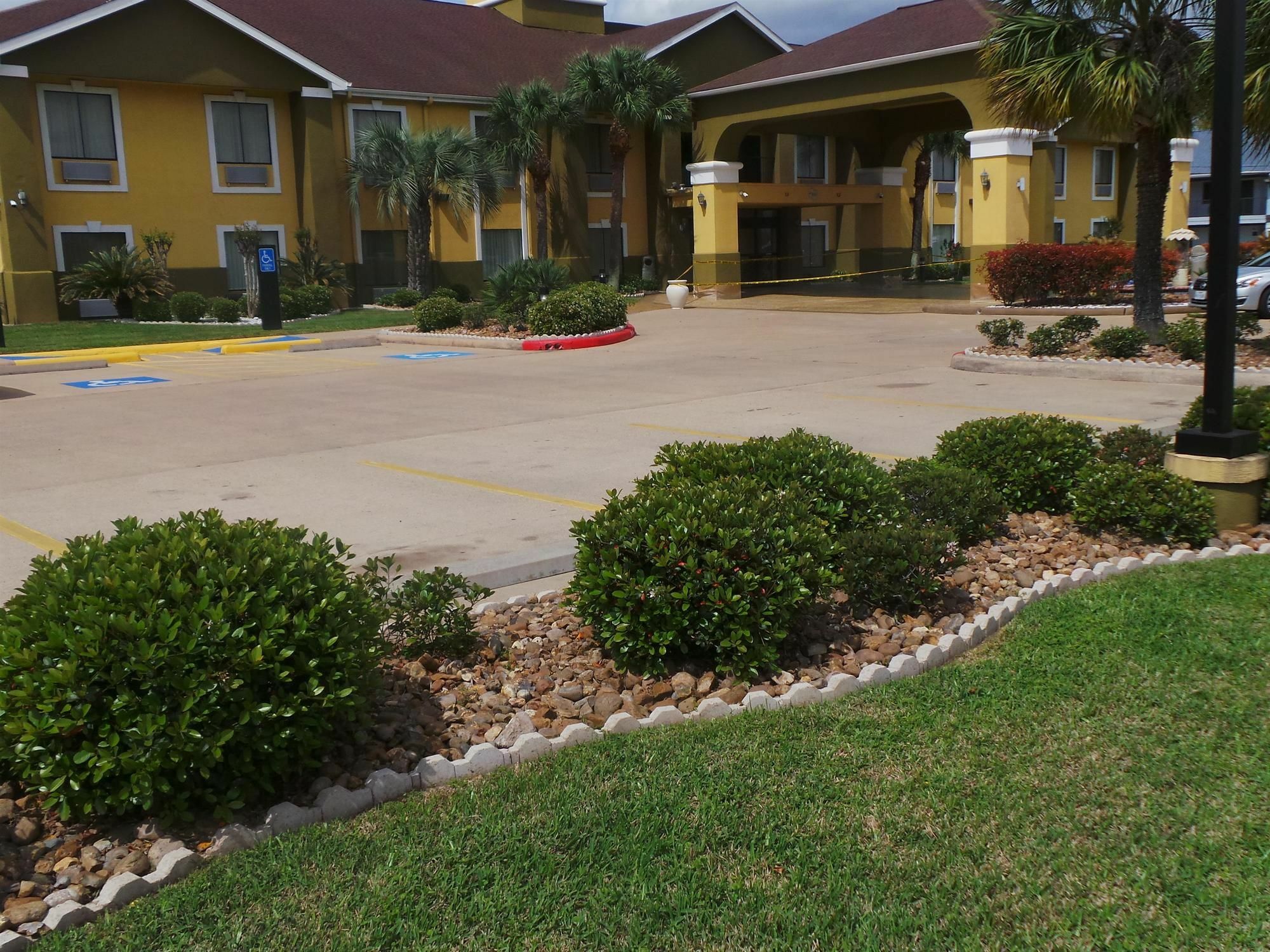 Hotel Surestay By Western 3*